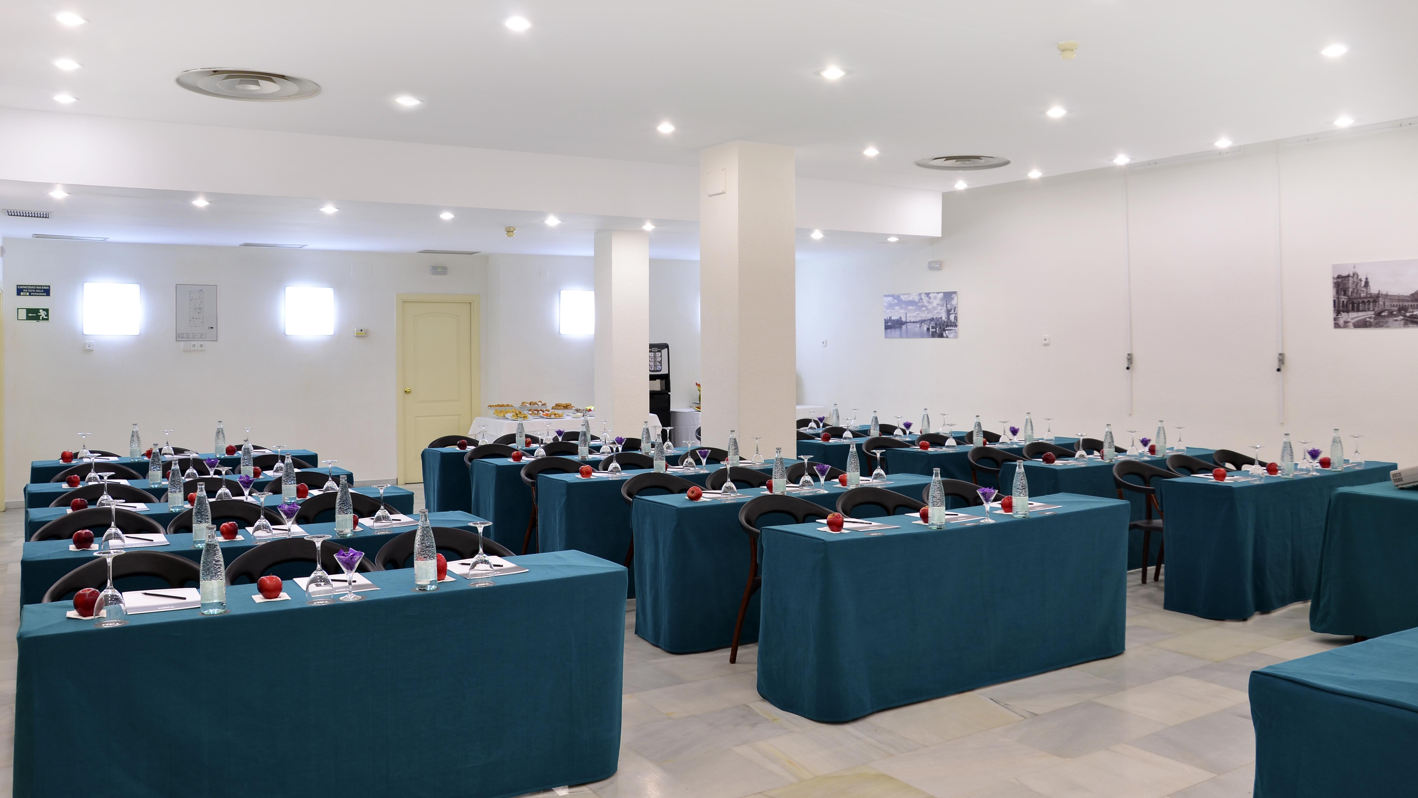 Hotel Trh La Motilla Dos Hermanas Kültér fotó
