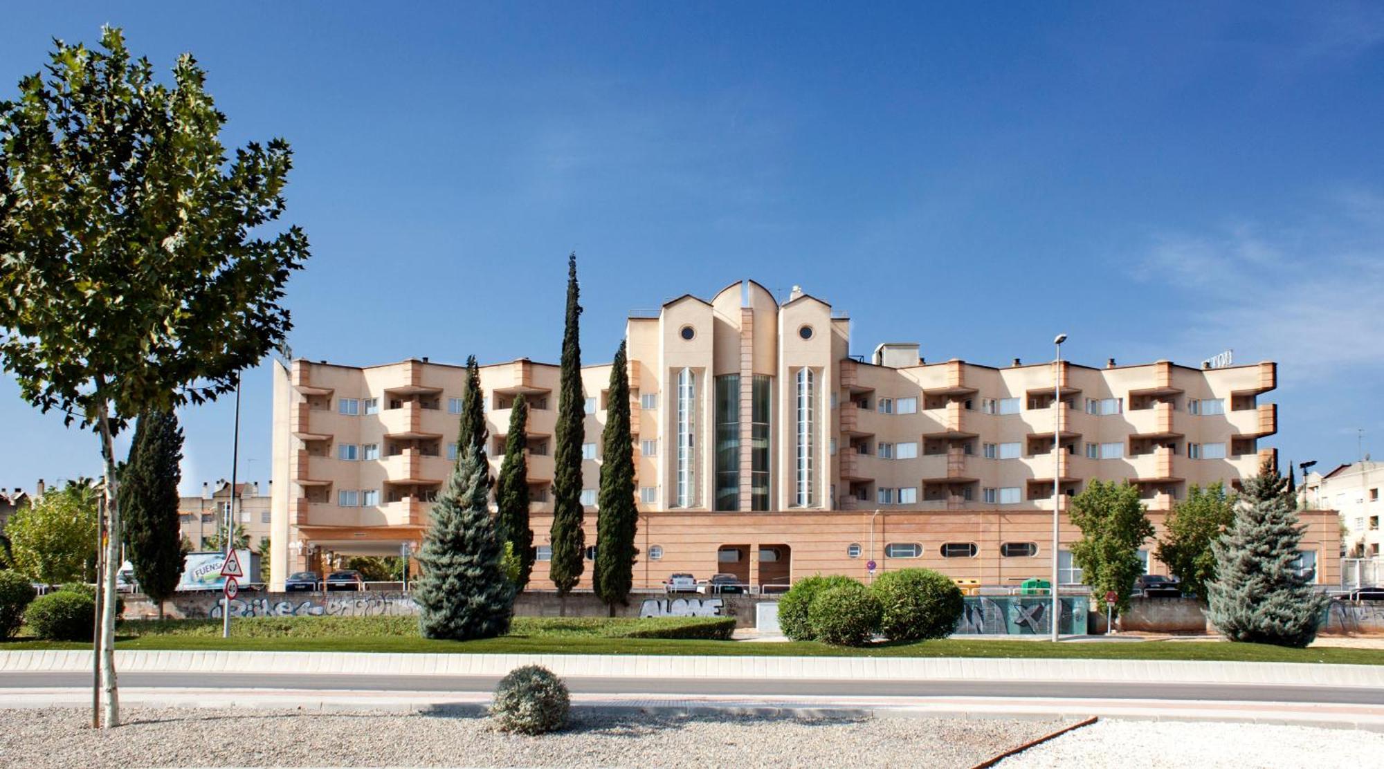 Hotel Trh La Motilla Dos Hermanas Kültér fotó