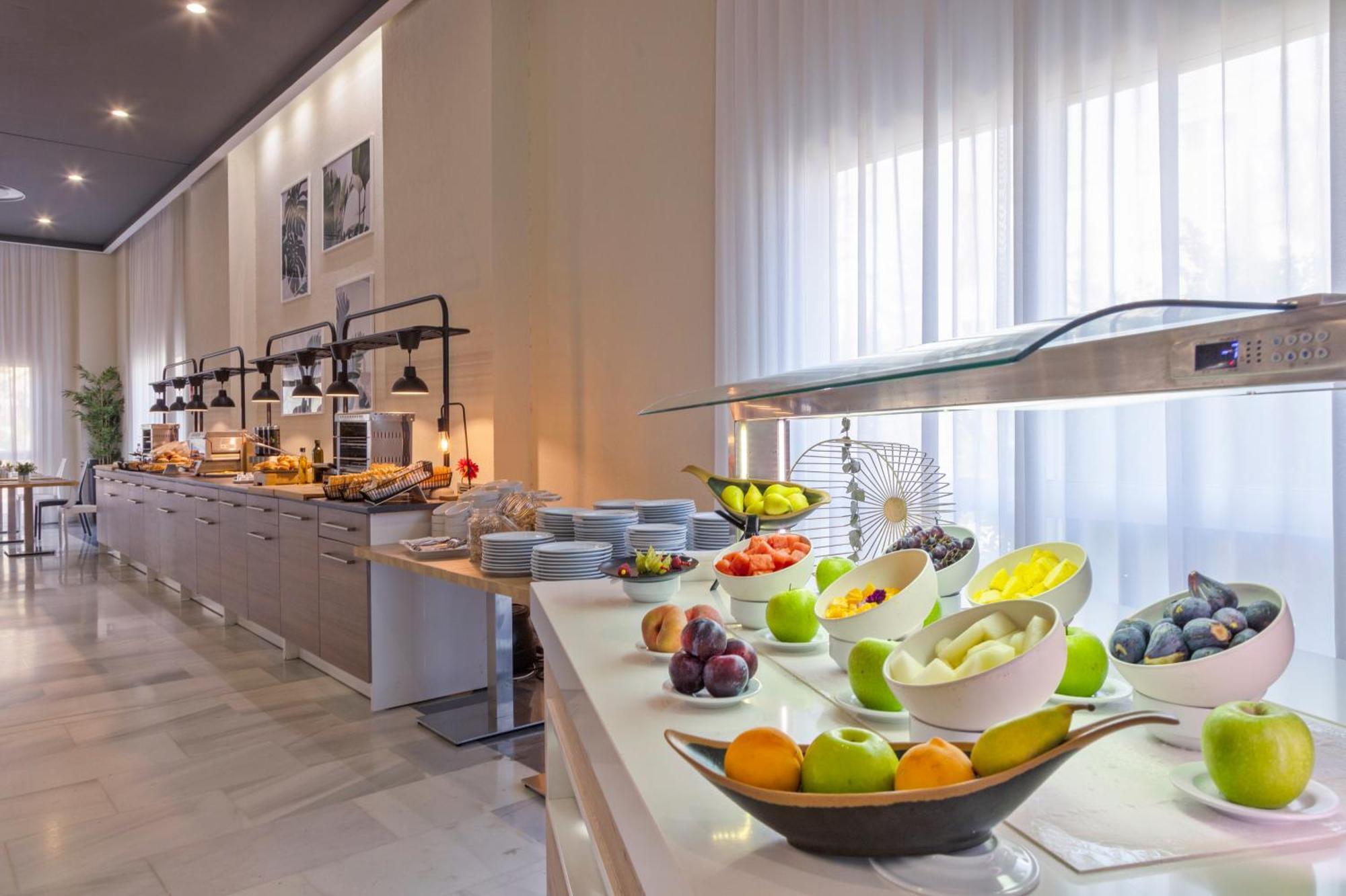 Hotel Trh La Motilla Dos Hermanas Kültér fotó